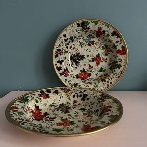 Vintage 70s metal plates with floral design- nevco made in Republic South Africa